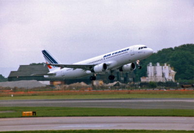 Air France (F-GFKJ) Airbus A320 @ Manchester