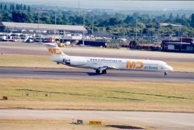 Icelandic MD Airlines (TF-MDC) Douglas DC9 @ Heathrow