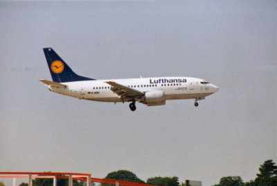 Lufthansa (D-ABIZ) Boeing 737 @ Birmingham