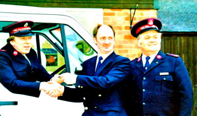 1990 Circa - Major Aggett & the D.C. - Handover of the Keys of the New Corps Minibus