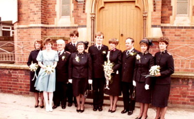 1983 (05) - June 11th - Lieutenants Andrew & Beverley McCombe (2) - Just Married outside Burton Citadel
