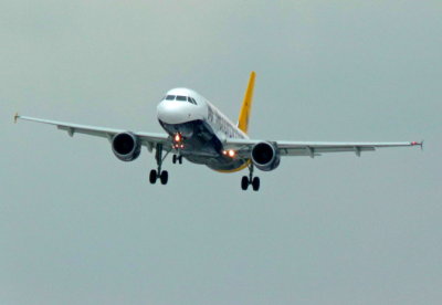 Monarch Airlines (G-OZBW) Airbus A320 @ East Midlands