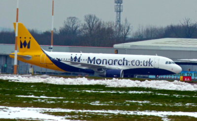 Monarch Airlines (G-OZBW) Airbus A320 @ East Midlands