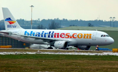 BH Airlines (Balkan) (LZ- BHD) Airbus A320 @ East Midlands