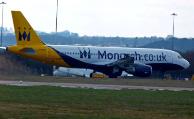 Monarch (G-OZBW) Airbus A320 @ East Midlands