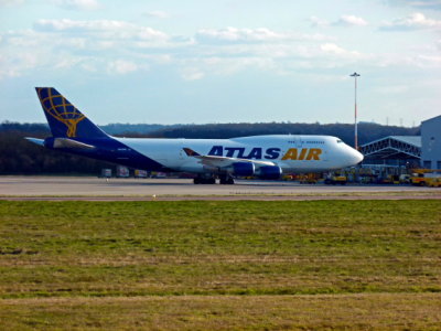 Atlas Air (N458MC) Boeing 747 @ East Midlands