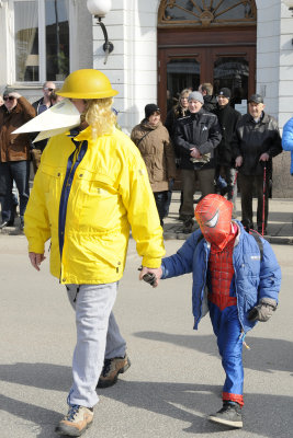 the yellow bird and spiderboy