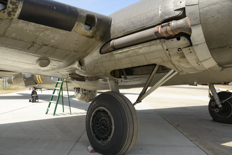 landing gear copy.jpg