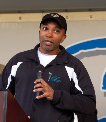 120929-UNCF-Walk-7D-9396-j7.jpg