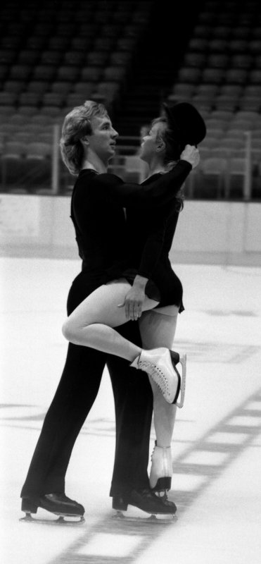 The Embrace Sept. 30, 1987 - LA Forum