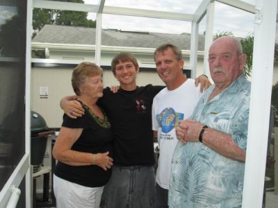 Gaylords come over to try the Green Egg