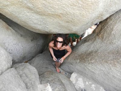 Mary rock climbing, Aruba