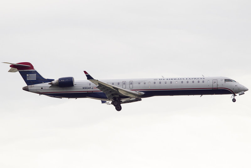 12/4/2012  US Airways Express (Mesa Airlines) Canadair CL-600-2D24 Regional Jet CRJ-900ER N904FJ