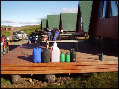 Morguninn eftir. Hvað á að gera við allt þetta aukabensín.