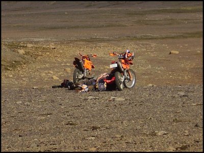 Og hér er KTM deildin. Do not MIX.