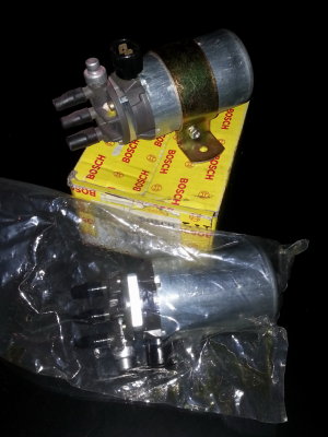 BOSCH Electric Fuel Pump pn 0.580.960.009 NOS - Photo 3