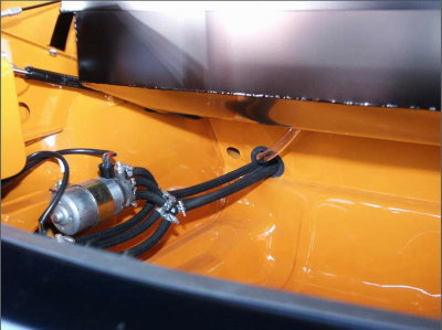 914-6 GT Dual BOSCH Fuel Pump Set-Up - Sample Photo 3