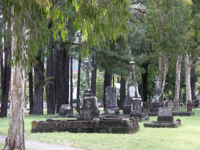 Cairns cemetery