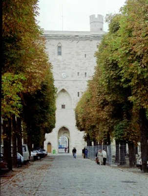 Inside the entrance to Vincennes