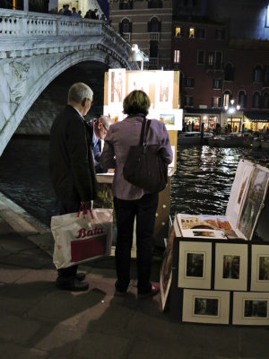 IMG_3633 Buying the print Rialto.jpg