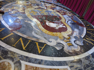 IMG_4332 Pamphili coat of arms.jpg