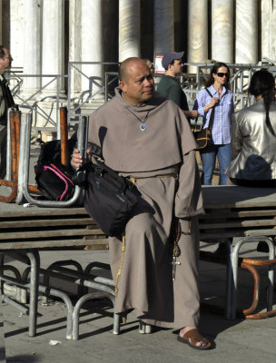Monk in front of S.Marks.jpg