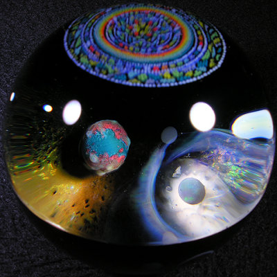 Gateson took an amazing RR disc and made it a UFO, hovering over a Universe!