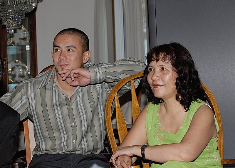 Vu Nguyen & Linhs Mom