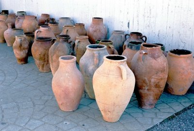 009A_greco_roman_urns.JPG