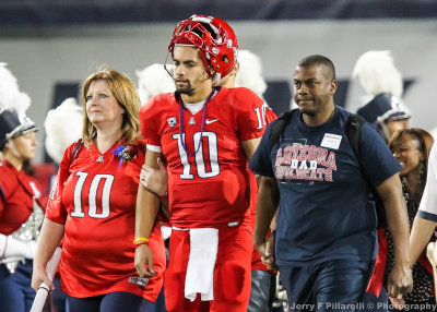 Wildcats Senior QB Mat Scott and his family being honored 