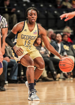 Jackets G Marshall dribbles around the perimeter