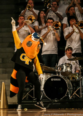 Jackets Mascot Buzz performs with the band during a timeout