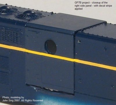 GP7B ald closeup added HO yellow stripe MicroScale 87-12 DSC02633.JPG