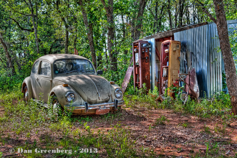 VW and Old Gas Pumps