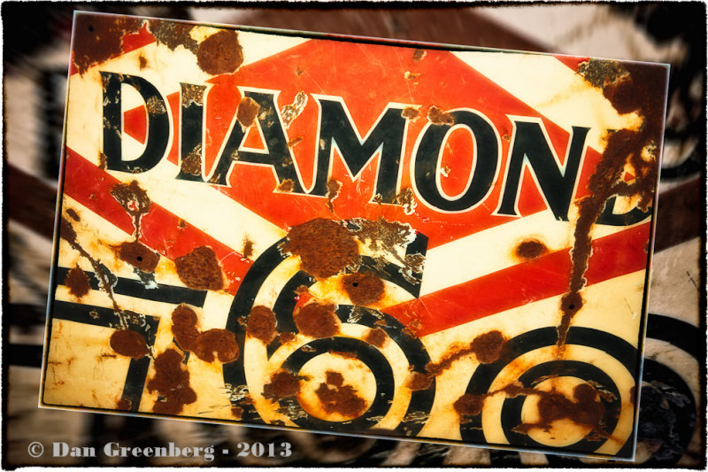 Diamond Petroleum Sign