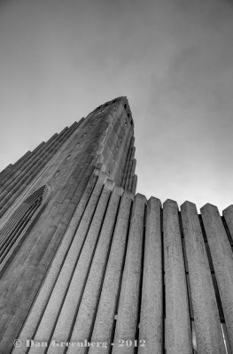 Hallgrmskirkja - Side View