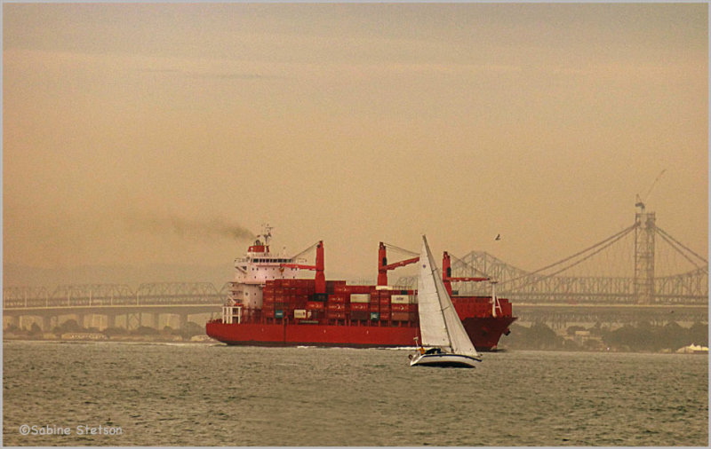 passing boats at dusk.jpg