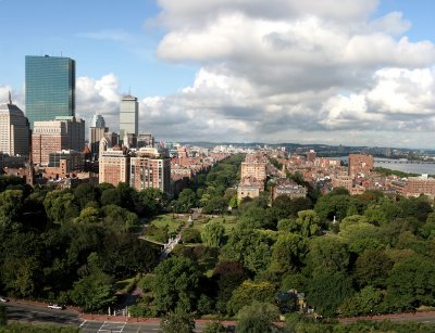 The Public Garden and Commonwealth Mall