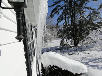 icicles2.JPG