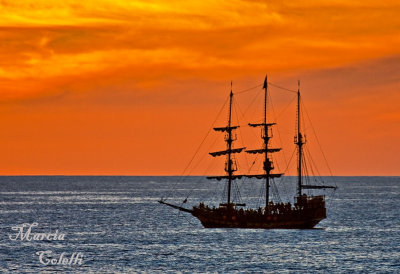 PIRATE SHIP AT SUNSET IN CABO SAN LUCAS-2011_2488.jpg