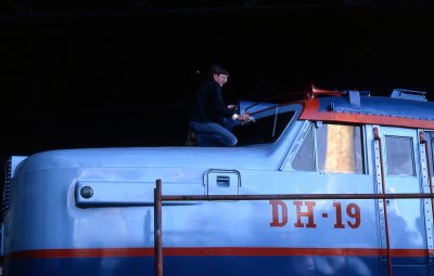 21 - with FNM - PA-1 - DH-19 - 1989 