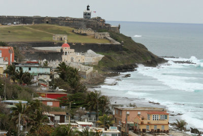 We took the trolley to Fort Cristobal, which has a nice view of El Morro, coast, and cemetery.