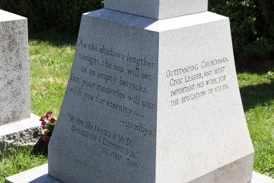 The back of General Roller's tombstone