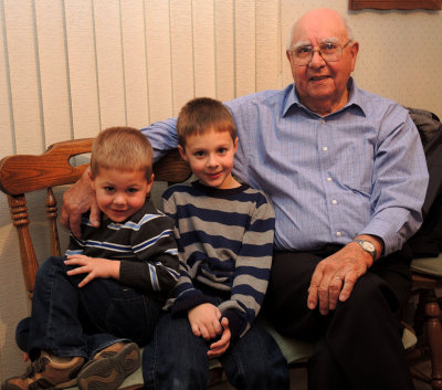 Paeltz boys with Great Grandpa Hoying