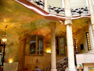 La Pedrera - stunning ground floor wall and ceiling decor