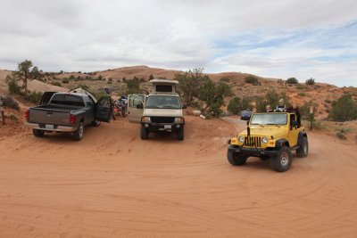 Our camp was at a junction along the Fins and Things trail system so we got to see lots of Jeeps.