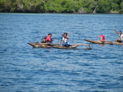 Villagers coming to Tufi