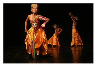 Dancers Of Luizhou