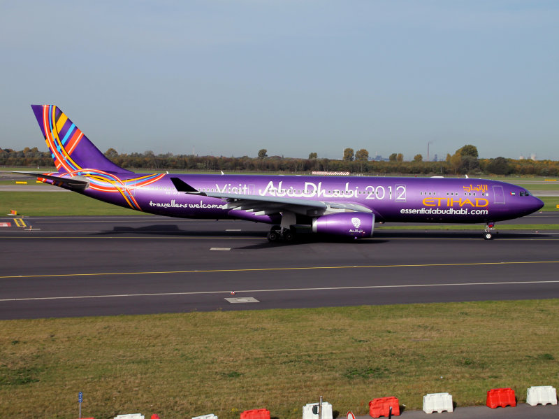 at DUS