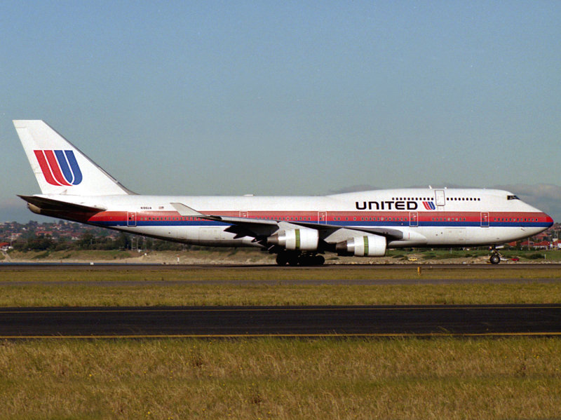 B747-400 N186UA